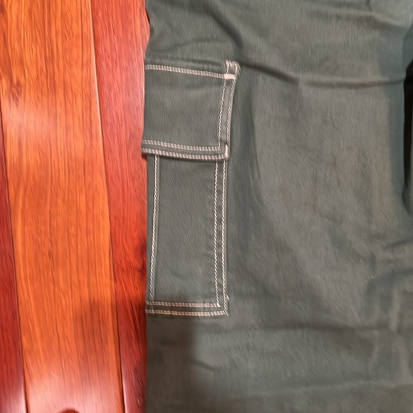 Pants - Picture 4 of 7